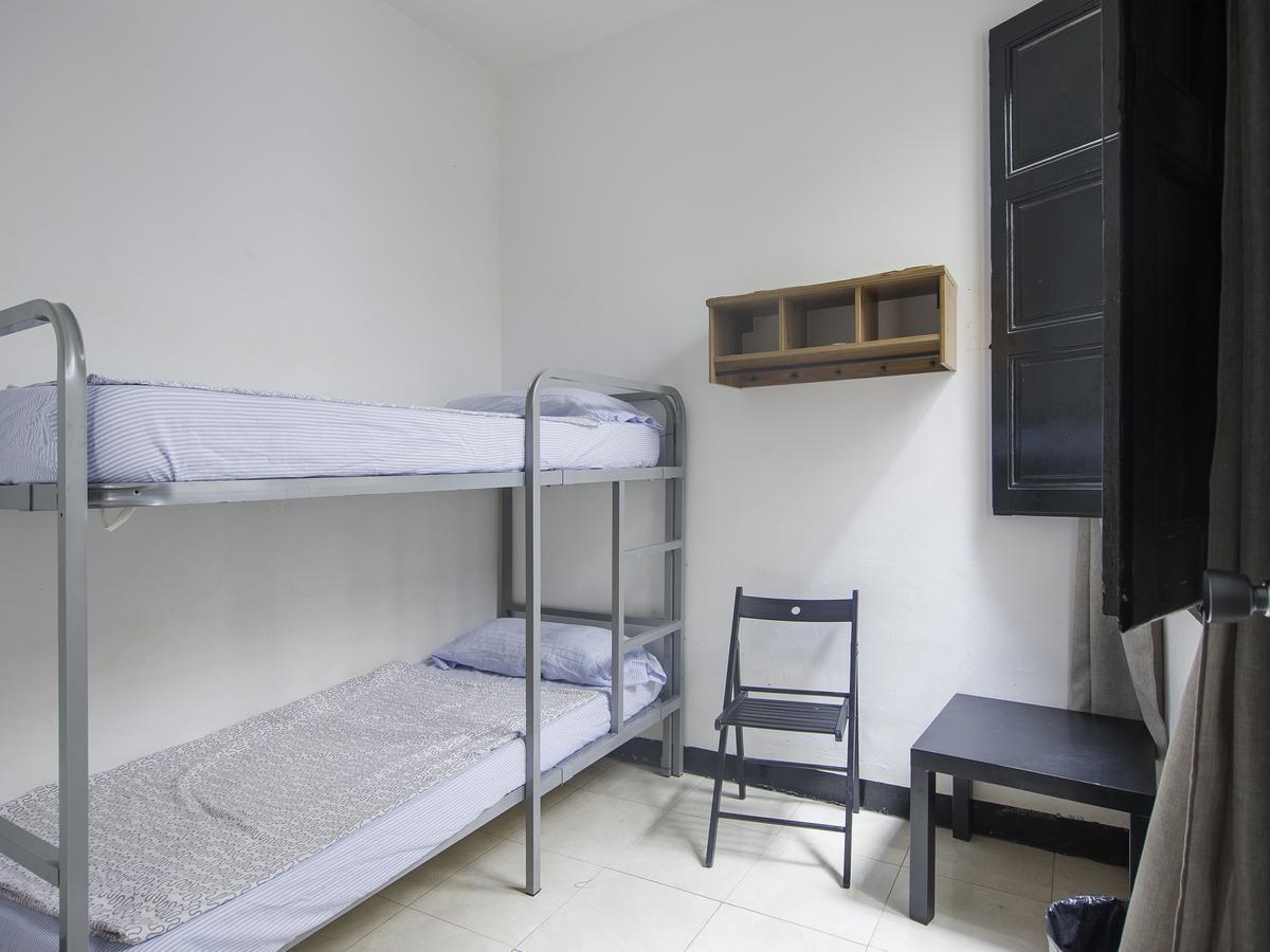 No Limit Hostel Sagrada Familia Βαρκελώνη Δωμάτιο φωτογραφία